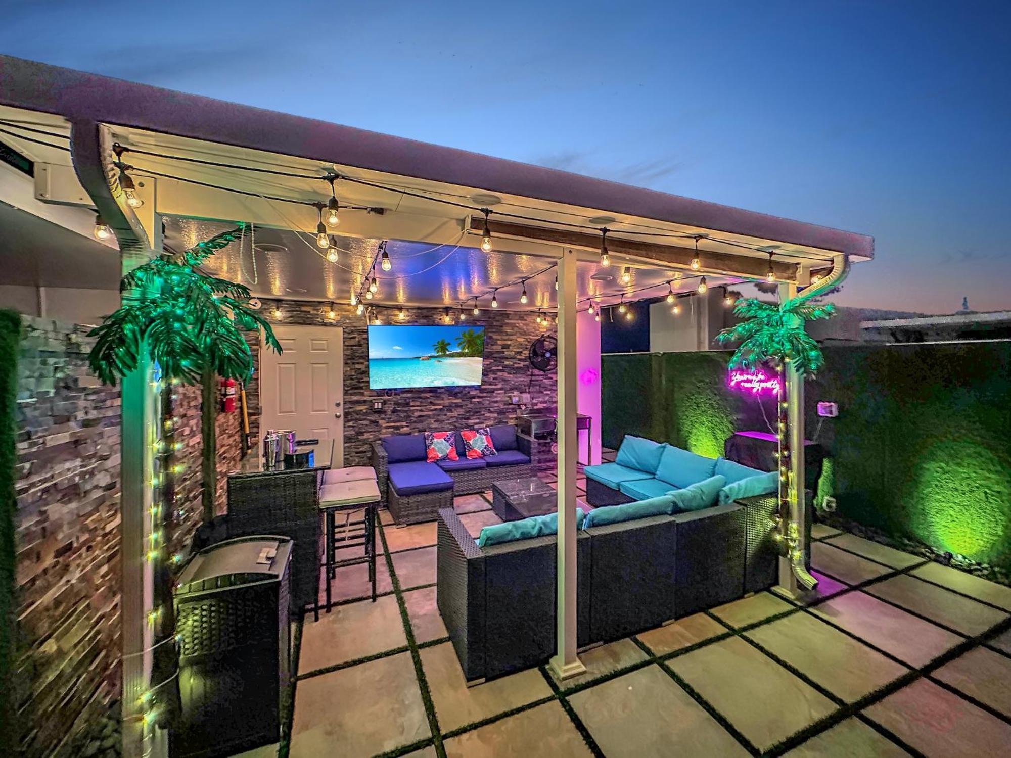 Vacay Spot Experience Luna Sky! 65" Tv Bar, Bbq, Shower Massage Jets, Music, Go To Fl Keys Homestead Ngoại thất bức ảnh